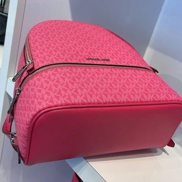 Michael Kors Rhea Medium Signature Logo Backpack
Dragonfruit
NWT - Picture 11 of 16